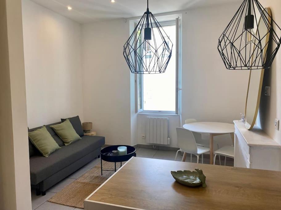Joli Tres Proche De La Appartement Marseille